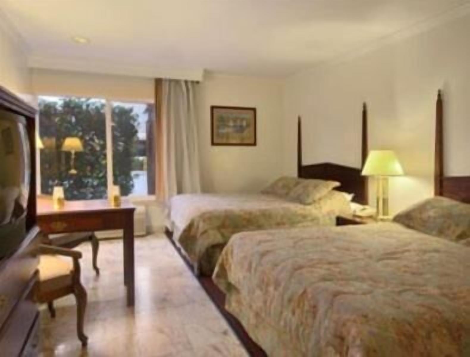 Merced Inn & Suites Phòng bức ảnh